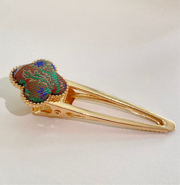 Beautiful four-leaf clover flower hairpin for gifts
